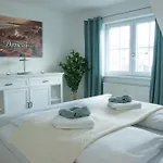 아파트 Danessi-25min Bis Koblenz,familie,balkon,parkplatz,top Ausstattung,2 Baeder,waschmaschine,spuelmaschine,arbeitsplatz-perfekt Fuer Urlaub Und Business Mit Der Familie *