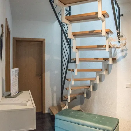 Danessi-familie,balkon,parkplatz,top Ausstattung,2 Baeder,waschmaschine,spuelmaschine,arbeitsplatz-perfekt Fuer Urlaub Und Business Mit Der Familie