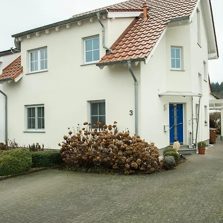 Danessi-25min Bis Koblenz,familie,balkon,parkplatz,top Ausstattung,2 Baeder,waschmaschine,spuelmaschine,arbeitsplatz-perfekt Fuer Urlaub Und Business Mit Der Familie