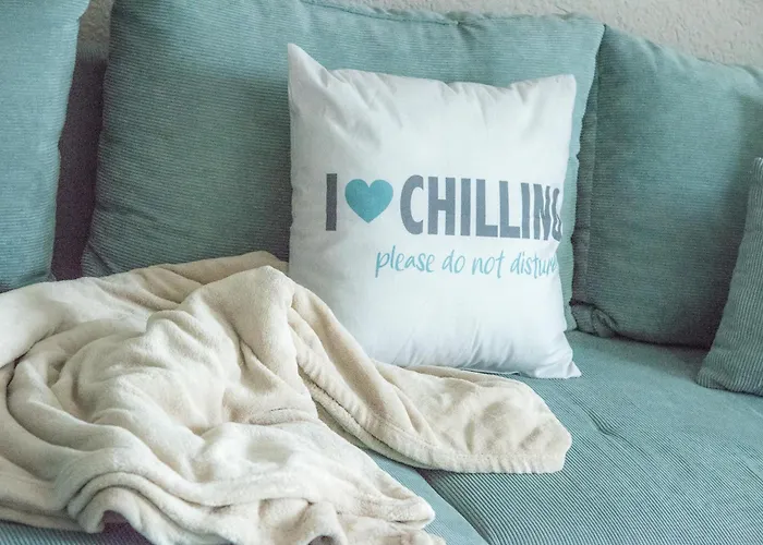 Danessi-25min Bis Koblenz,familie,balkon,parkplatz,top Ausstattung,2 Baeder,waschmaschine,spuelmaschine,arbeitsplatz-perfekt Fuer Urlaub Und Business Mit Der Familie דירה Strassenhaus