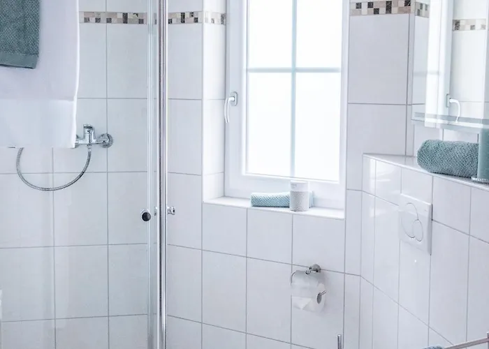 Danessi-25min Bis Koblenz,familie,balkon,parkplatz,top Ausstattung,2 Baeder,waschmaschine,spuelmaschine,arbeitsplatz-perfekt Fuer Urlaub Und Business Mit Der Familie * Strassenhaus